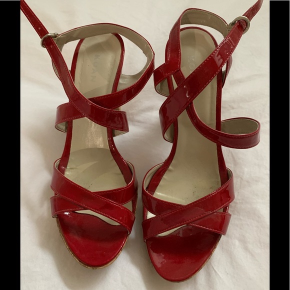 Red leather cork heel and platform shoe - Picture 1 of 6